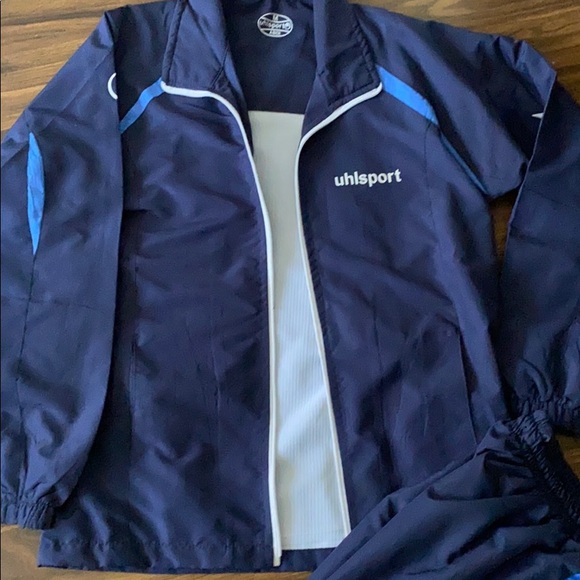 It’s jacket and matching pants - Picture 2 of 3